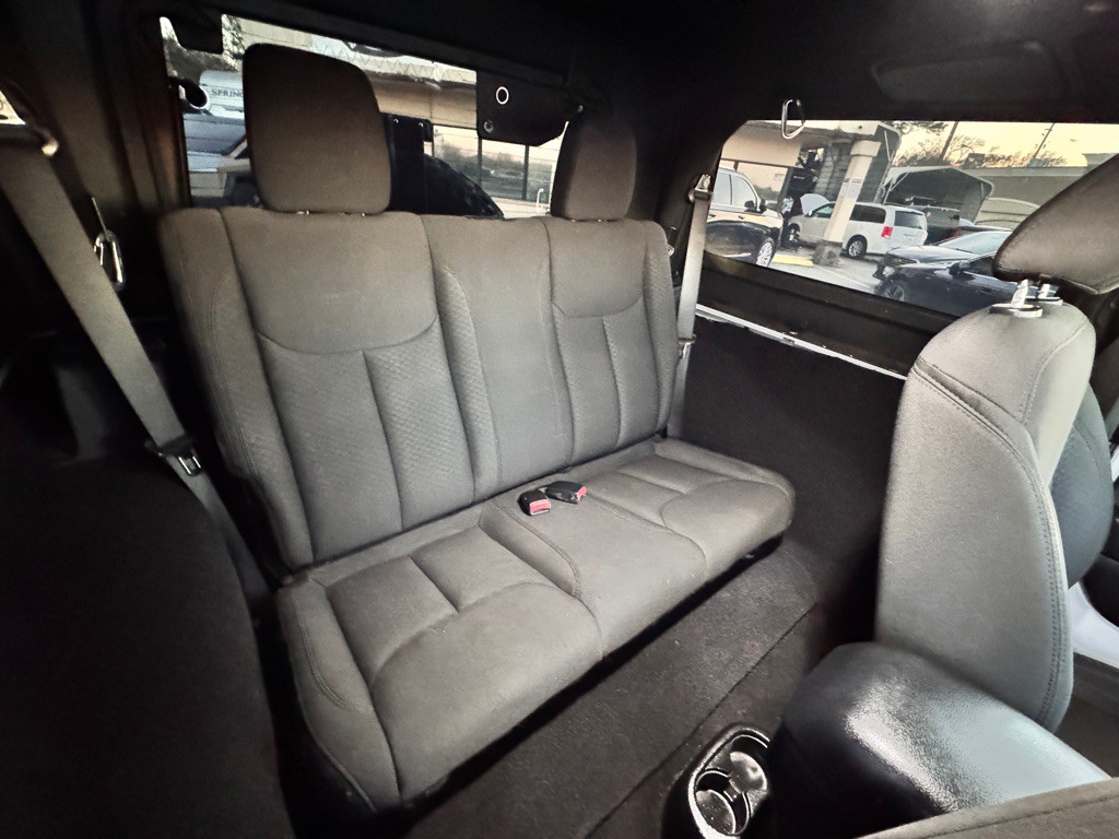 2017 Jeep Wrangler Image 15