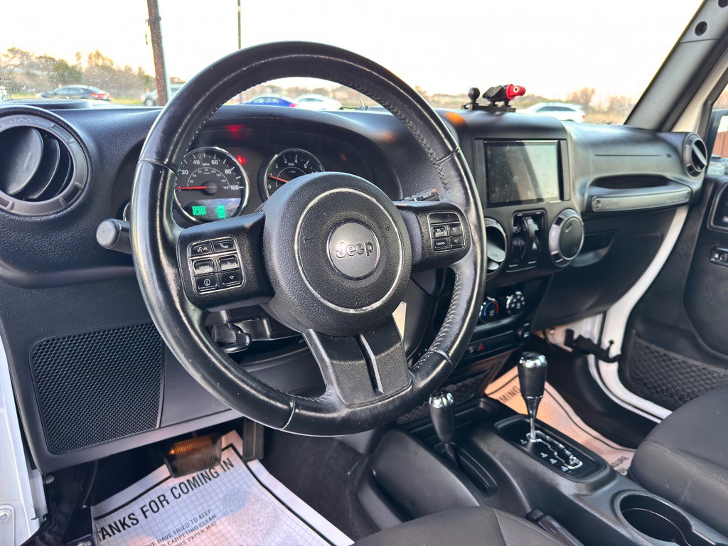 2017 Jeep Wrangler Image 20