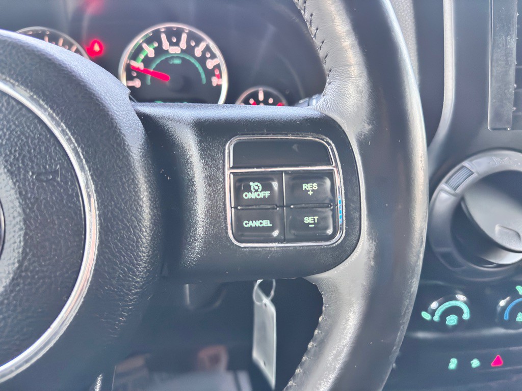 2017 Jeep Wrangler Image 25