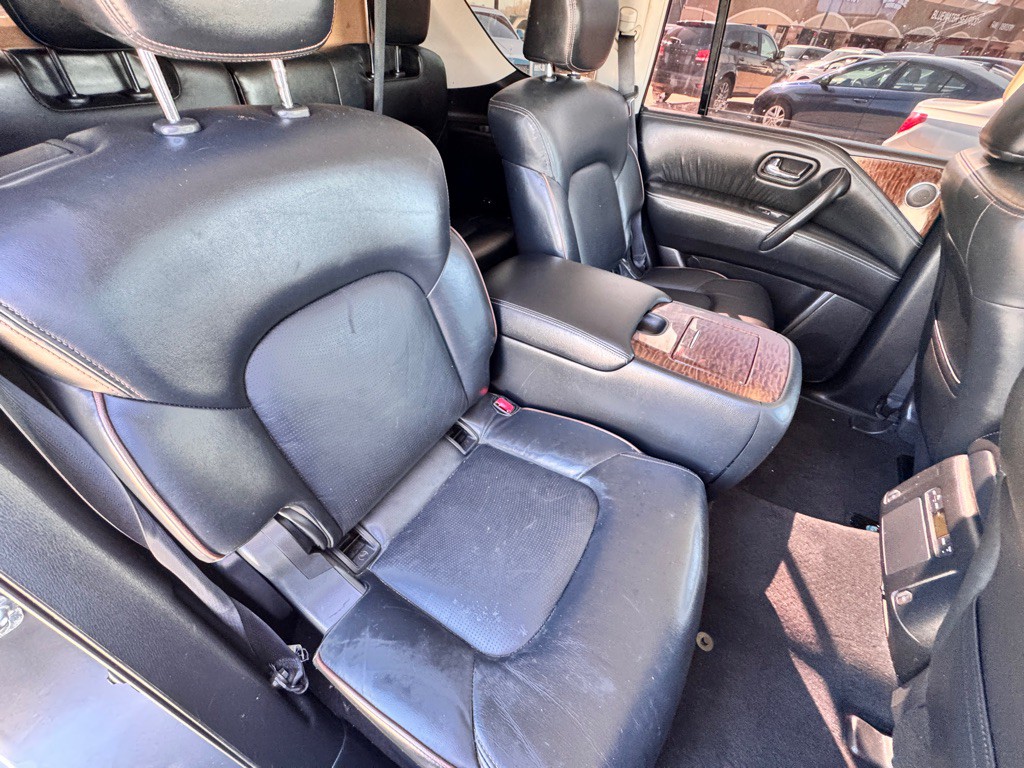 2019 Nissan Armada Image 18