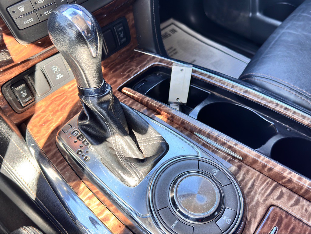 2019 Nissan Armada Image 31