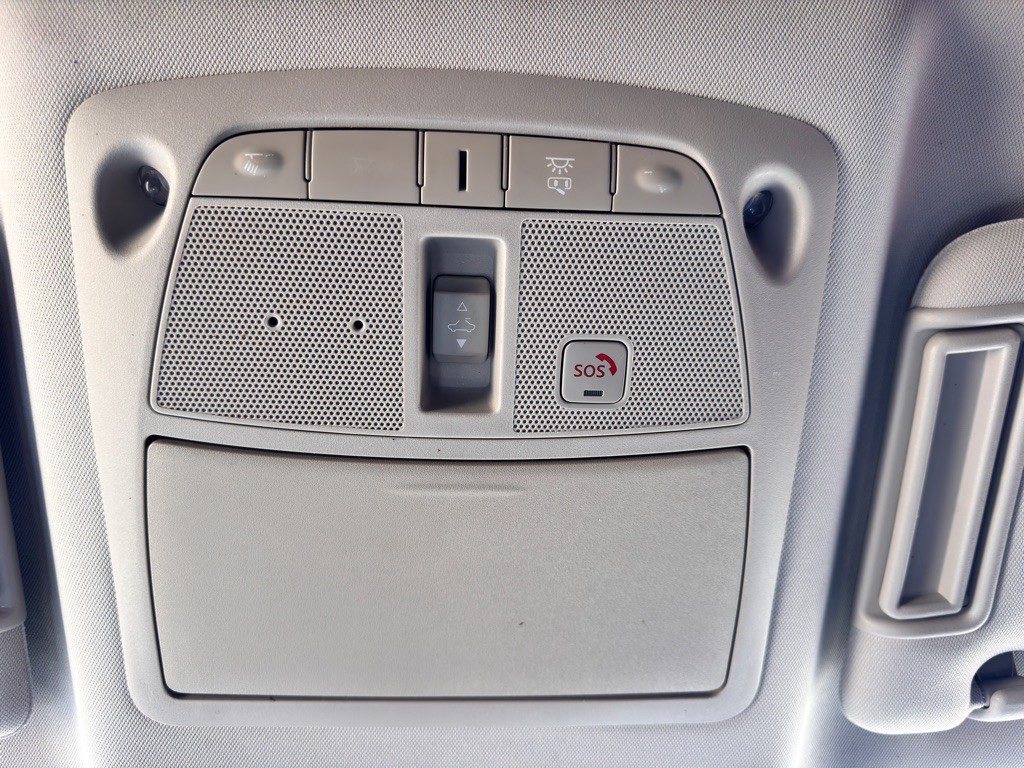 2019 Nissan Armada Image 35