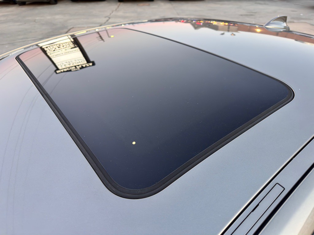 2018 BMW 3 Series Image 13