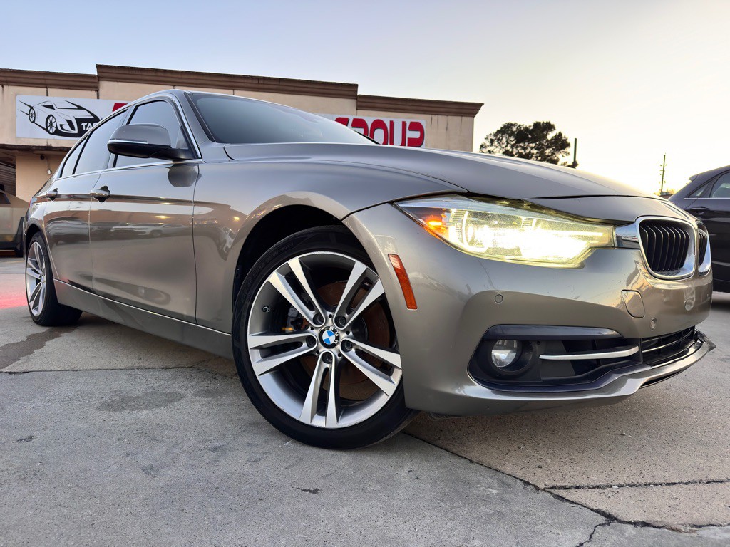 2018 BMW 3 Series Image 31