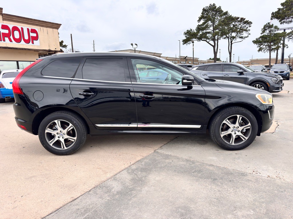 2015 Volvo XC60 Image 10