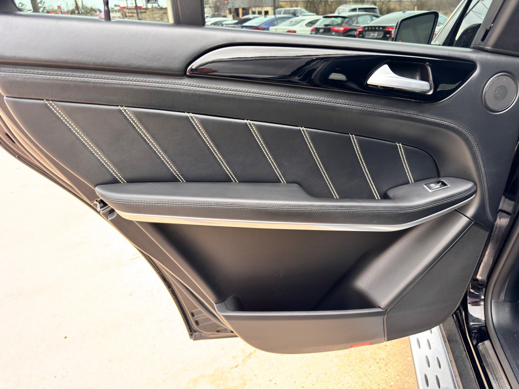 2013 Mercedes-Benz GL-Class Image 18