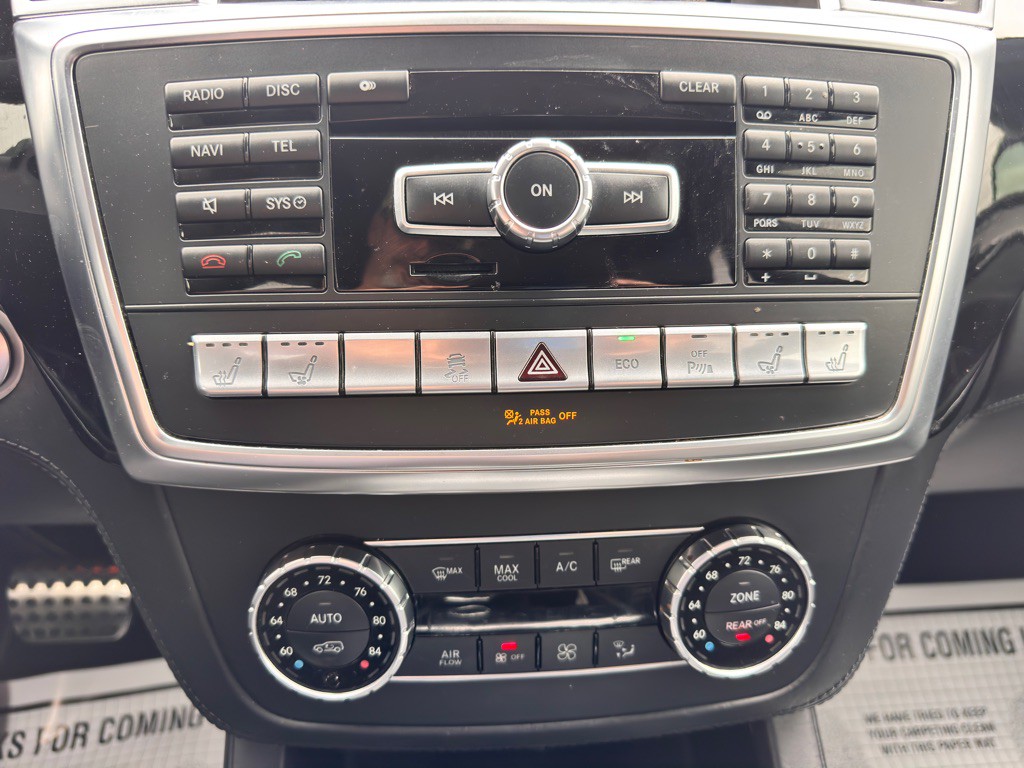 2013 Mercedes-Benz GL-Class Image 32