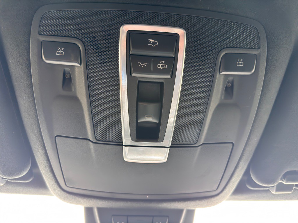 2013 Mercedes-Benz GL-Class Image 36