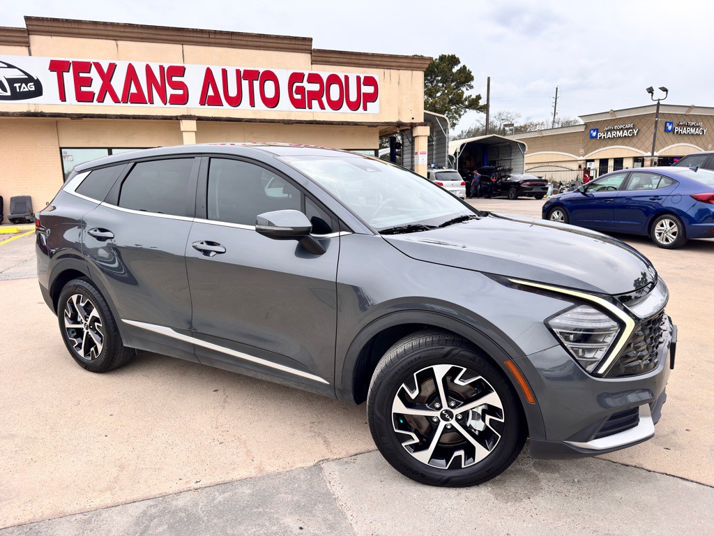 2024 Kia Sportage Image 2