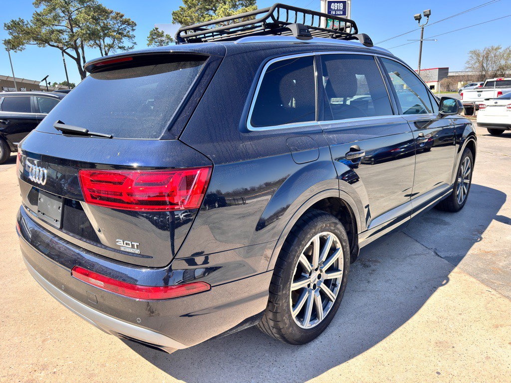 2017 Audi Q7 Image 10