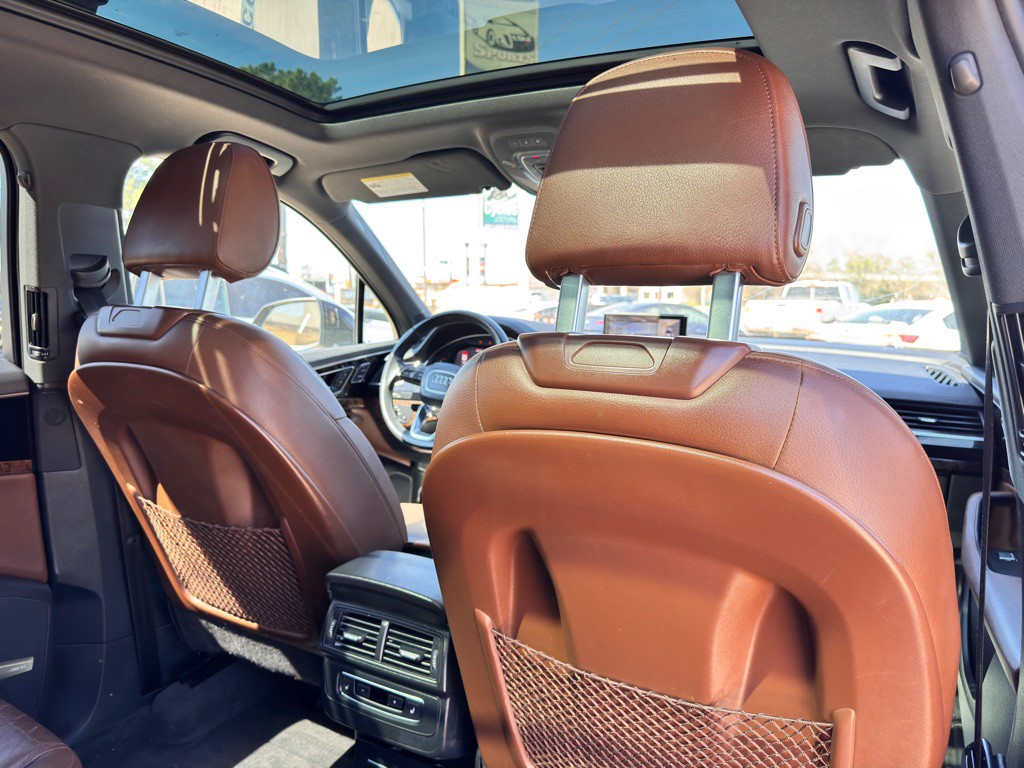 2017 Audi Q7 Image 19
