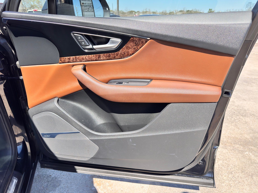 2017 Audi Q7 Image 23