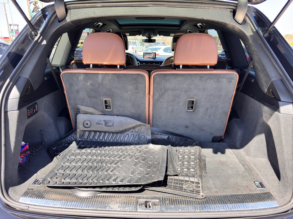 2017 Audi Q7 Image 35