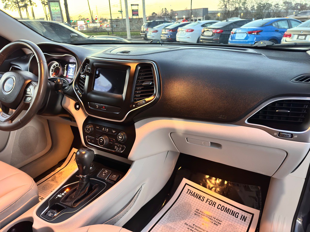 2020 Jeep Cherokee Image 20