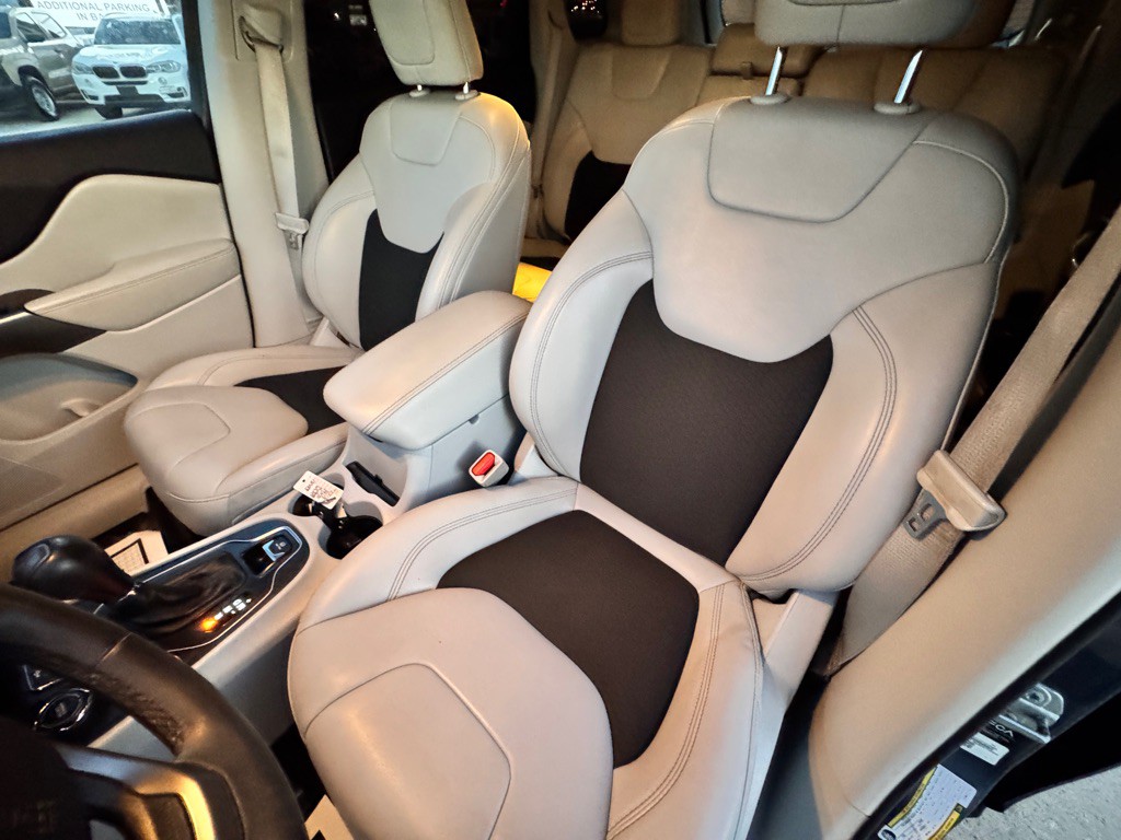 2020 Jeep Cherokee Image 22