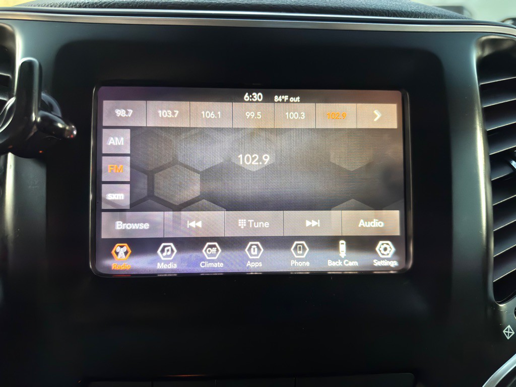 2020 Jeep Cherokee Image 26