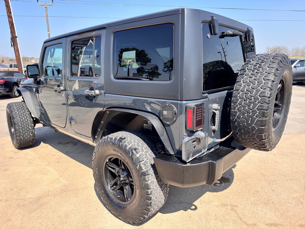 2016 Jeep Wrangler Unlimited Image 9