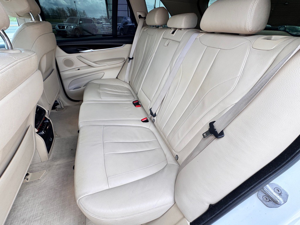2015 BMW X5 Image 14
