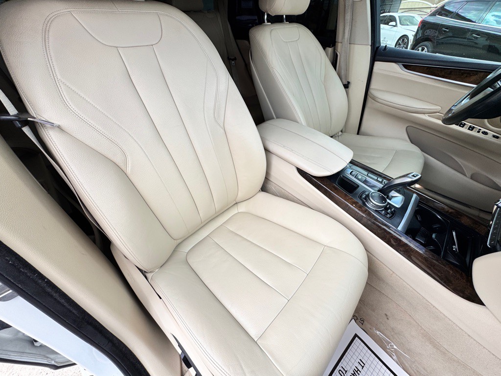 2015 BMW X5 Image 20