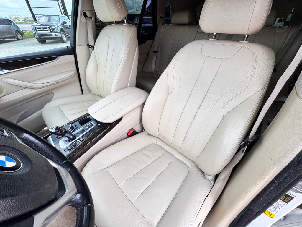2015 BMW X5 Image 23