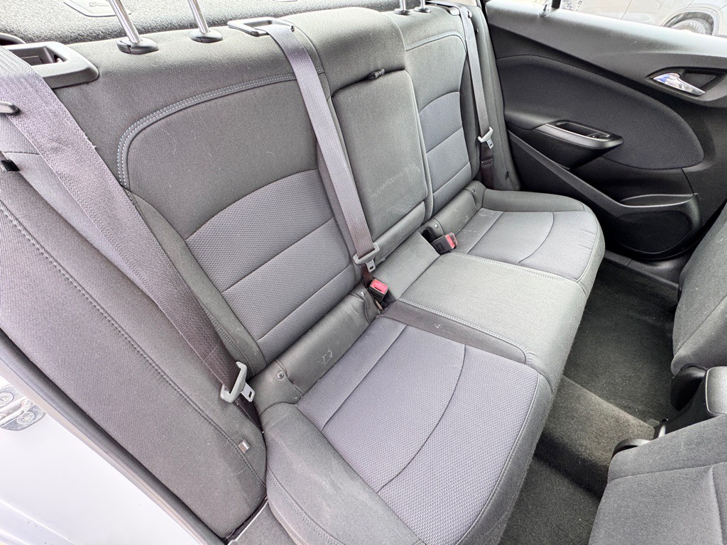 2017 Chevrolet Cruze Image 16