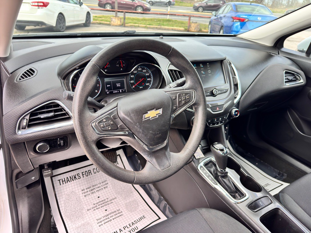 2017 Chevrolet Cruze Image 23