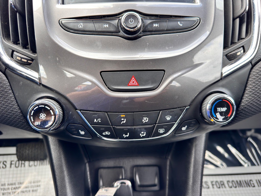 2017 Chevrolet Cruze Image 29