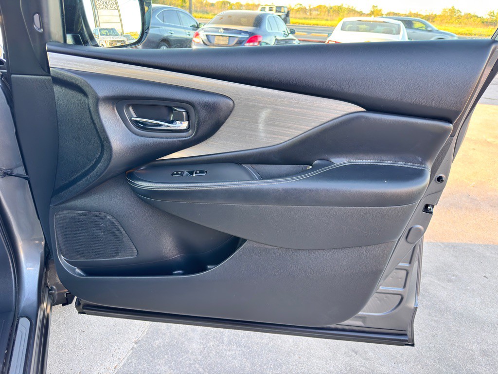 2015 Nissan Murano Image 23