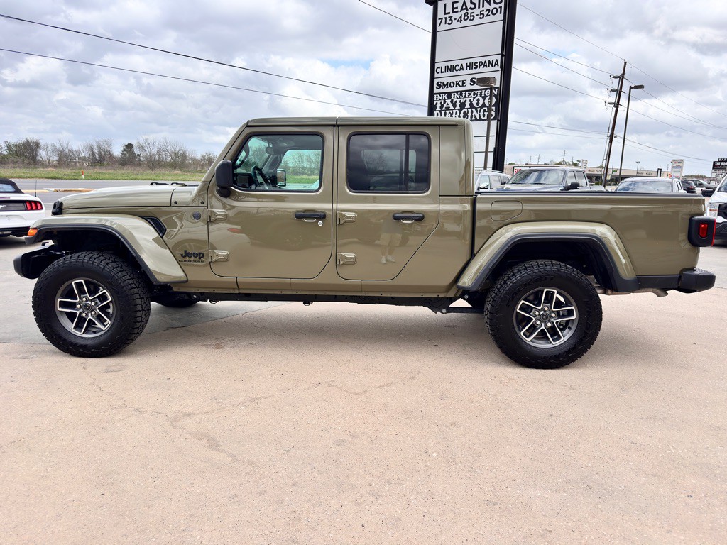 2025 Jeep Gladiator Image 8