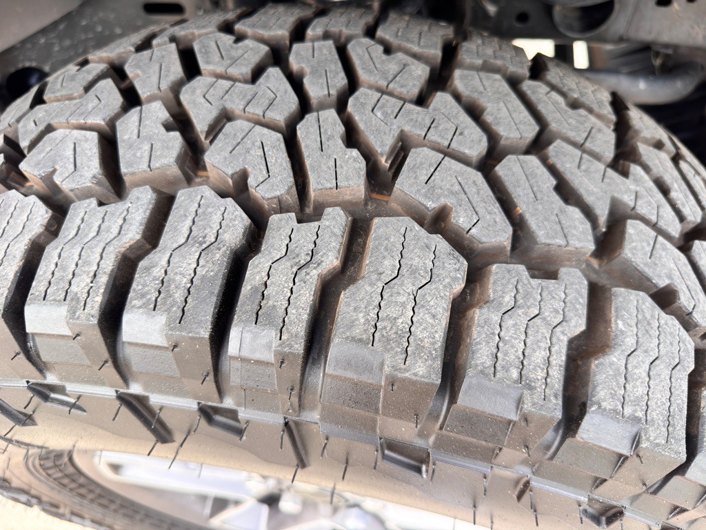 2025 Jeep Gladiator Image 13