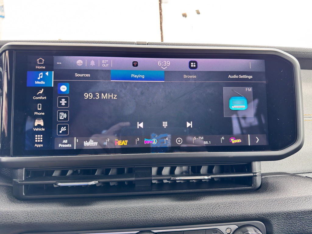 2025 Jeep Gladiator Image 27