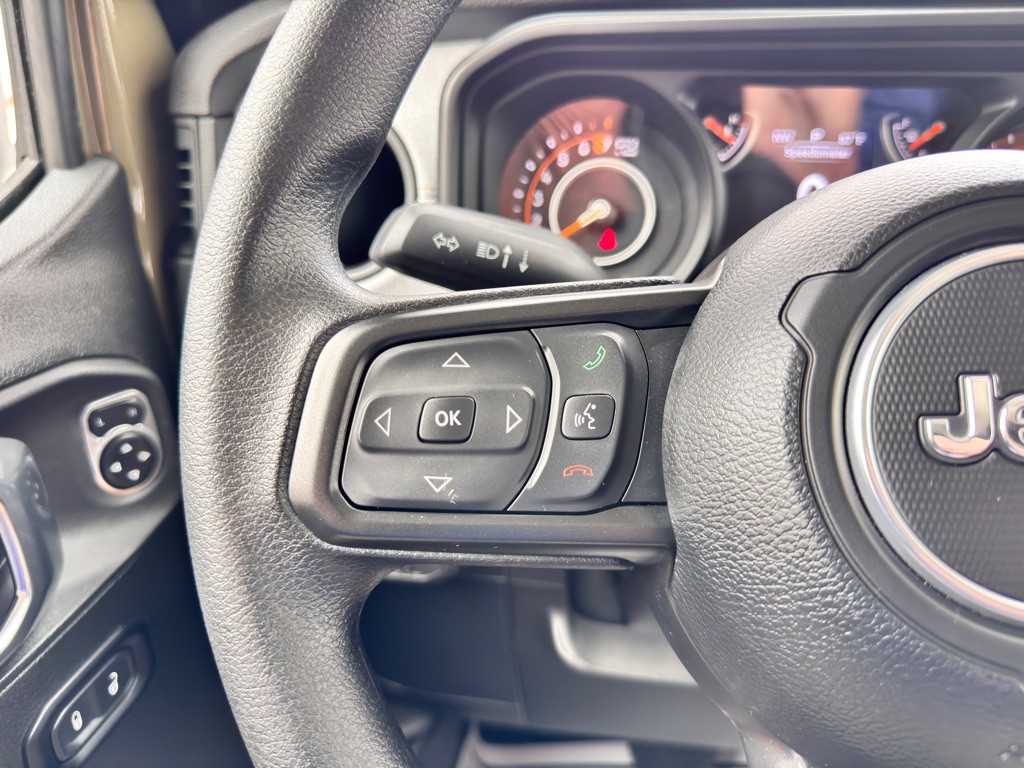 2025 Jeep Gladiator Image 34