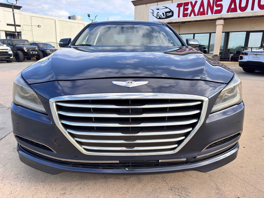 2015 Hyundai Genesis Image 4