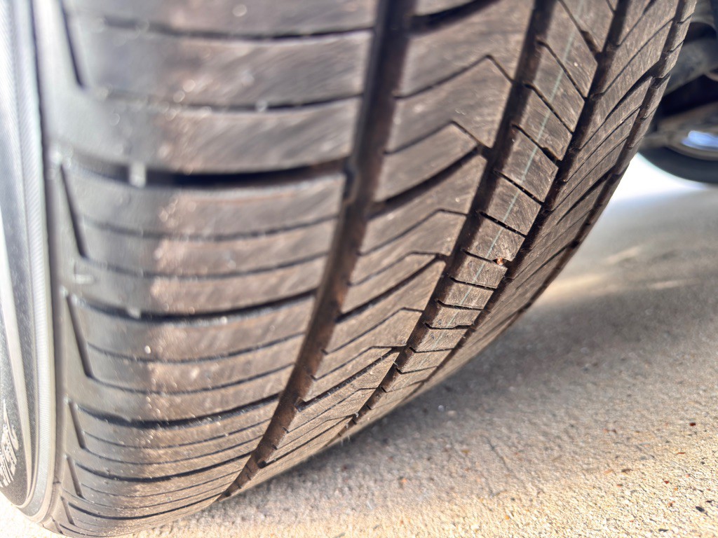 2015 Hyundai Genesis Image 12