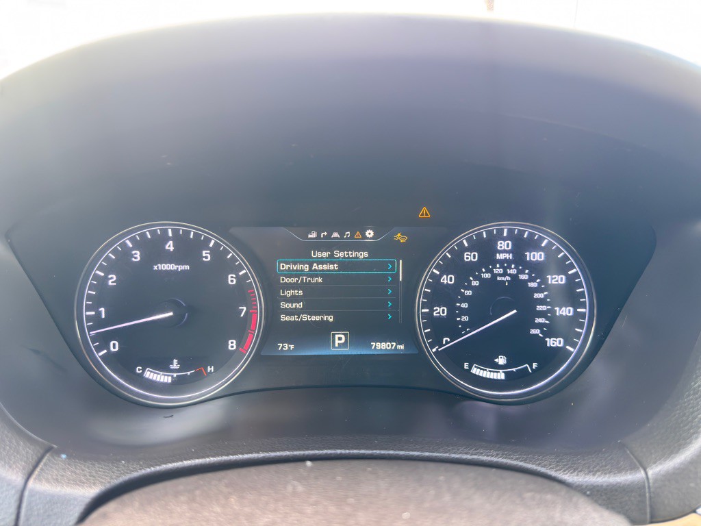 2015 Hyundai Genesis Image 26