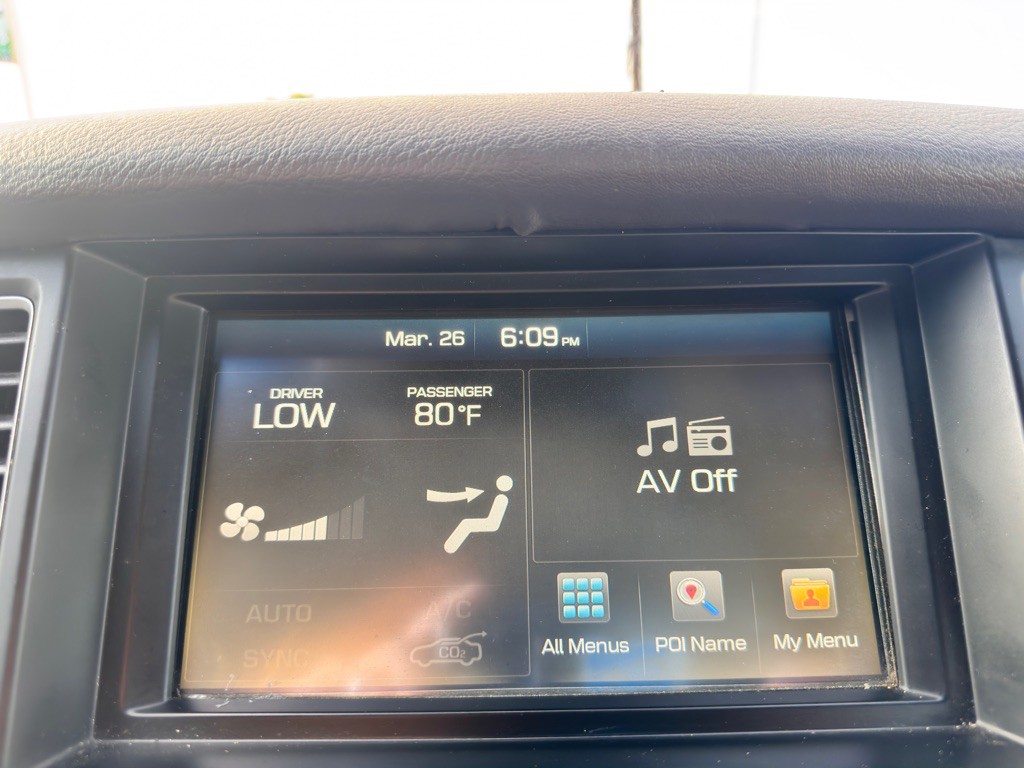 2015 Hyundai Genesis Image 27