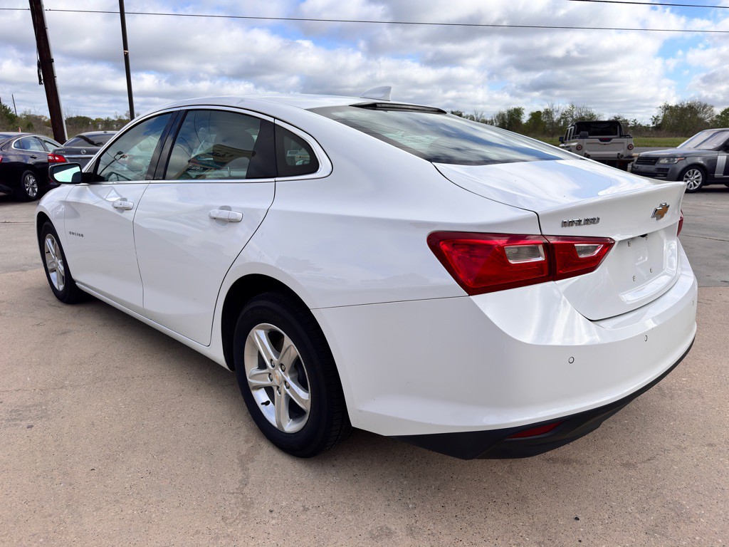 2024 Chevrolet Malibu Image 9
