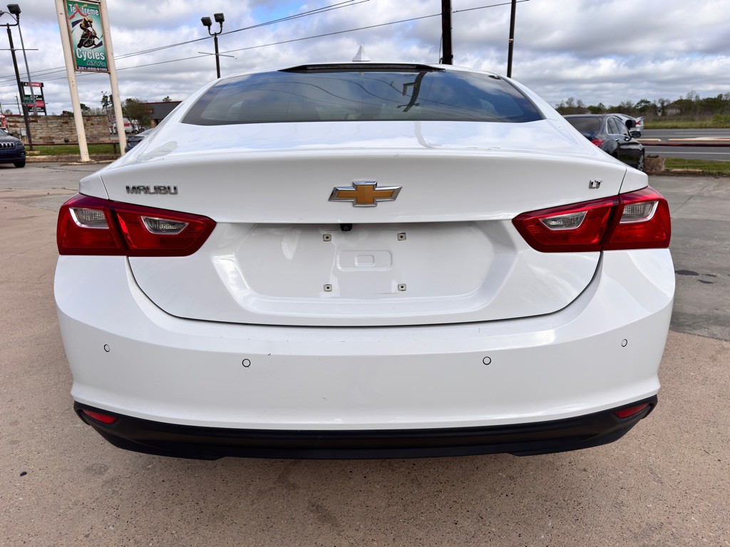 2024 Chevrolet Malibu Image 10
