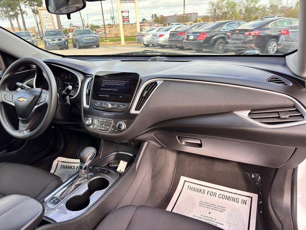 2024 Chevrolet Malibu Image 22