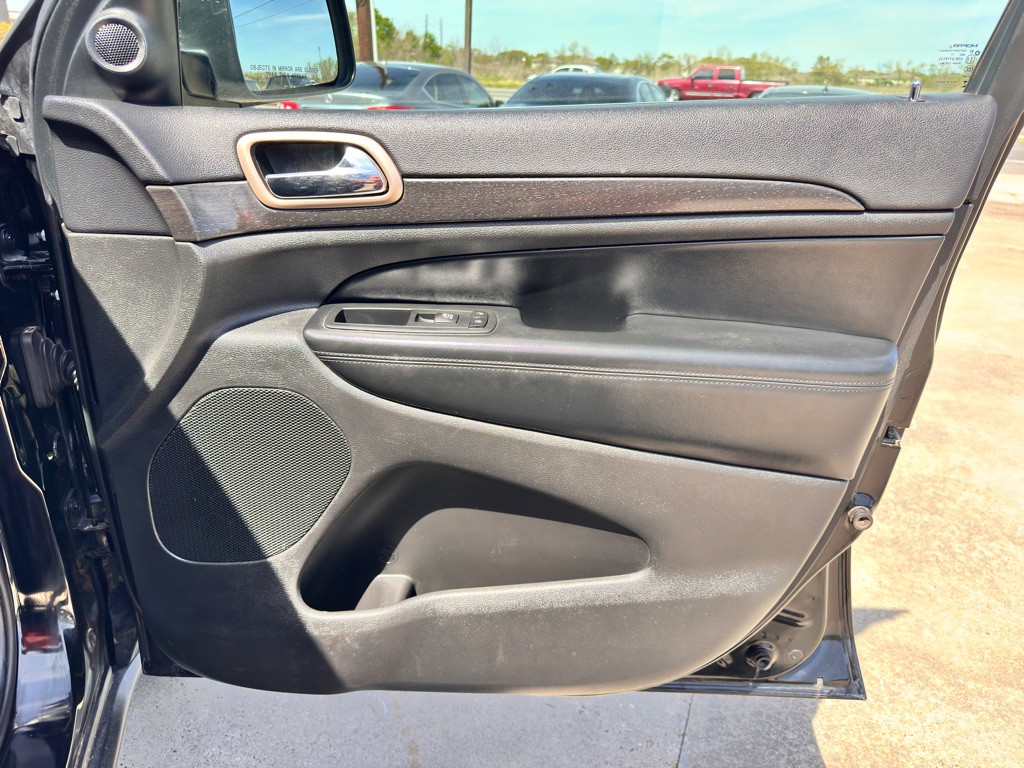 2017 Jeep Grand Cherokee Image 19