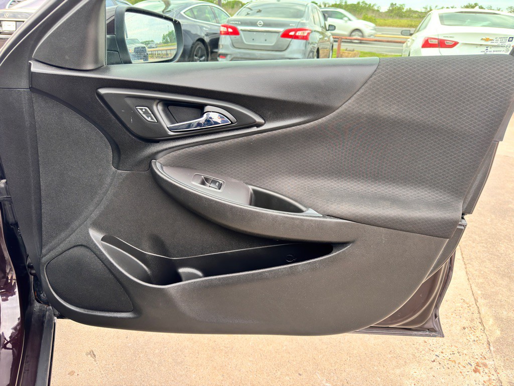 2020 Chevrolet Malibu Image 21