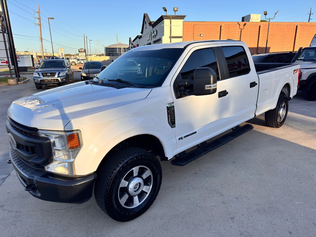 2022 Ford F-250 Image 6