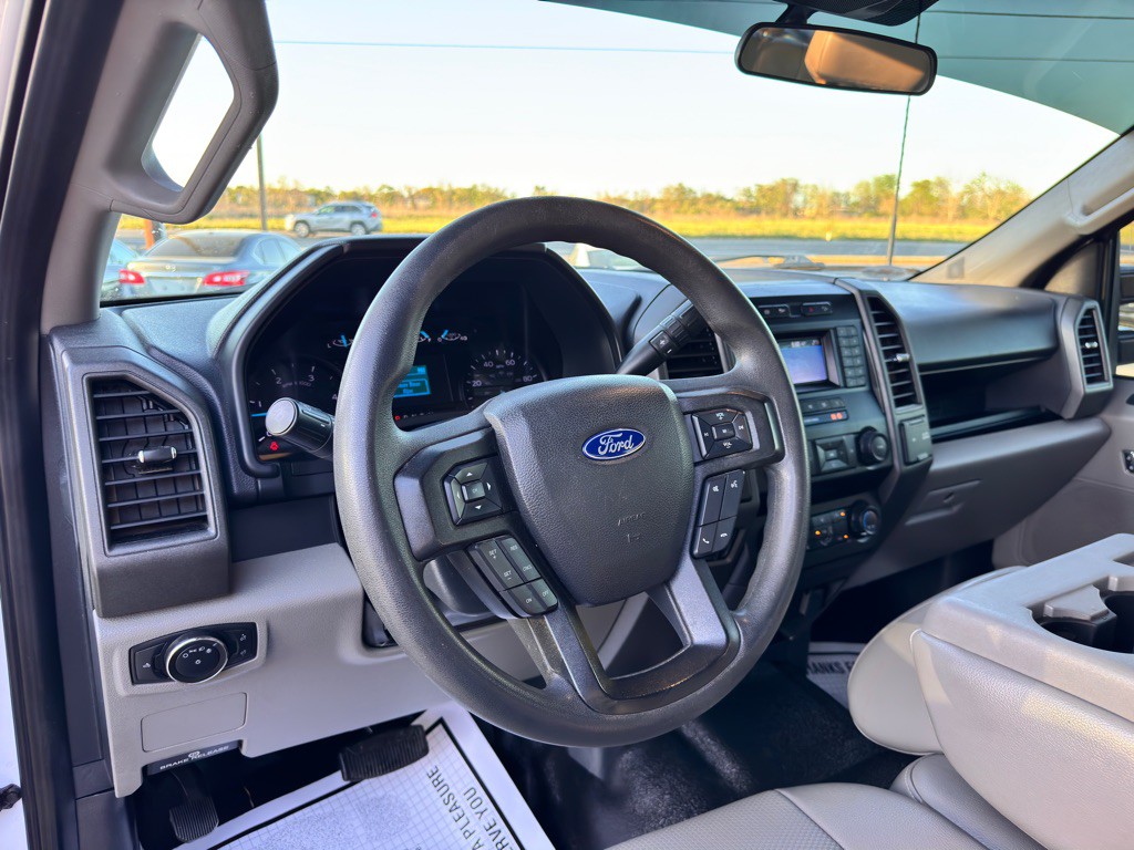 2022 Ford F-250 Image 22