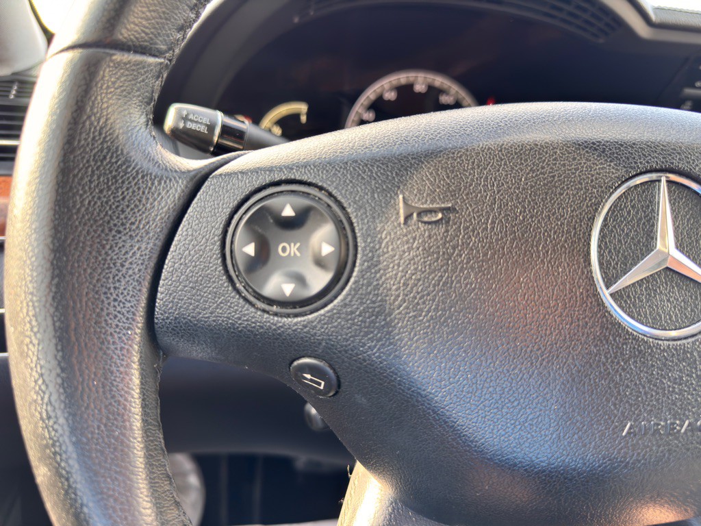 2008 Mercedes-Benz S-Class Image 33