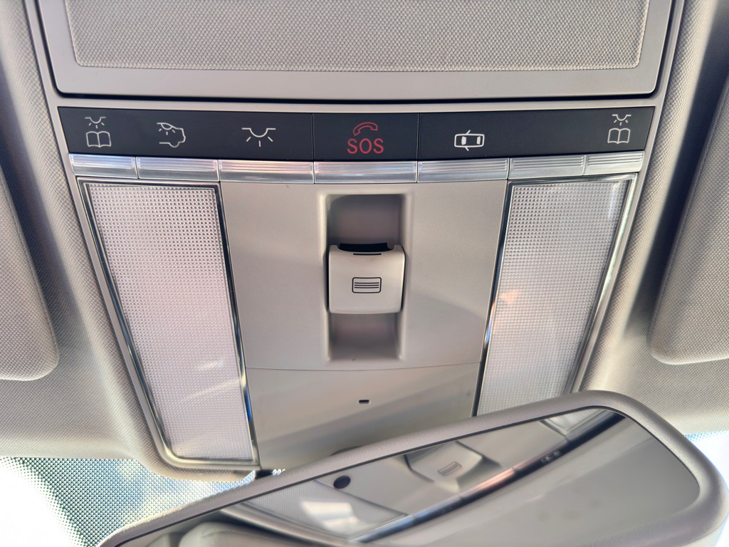 2008 Mercedes-Benz S-Class Image 34