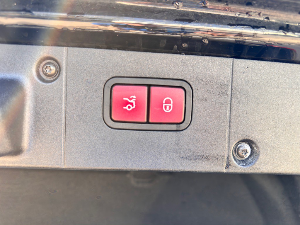 2008 Mercedes-Benz S-Class Image 36