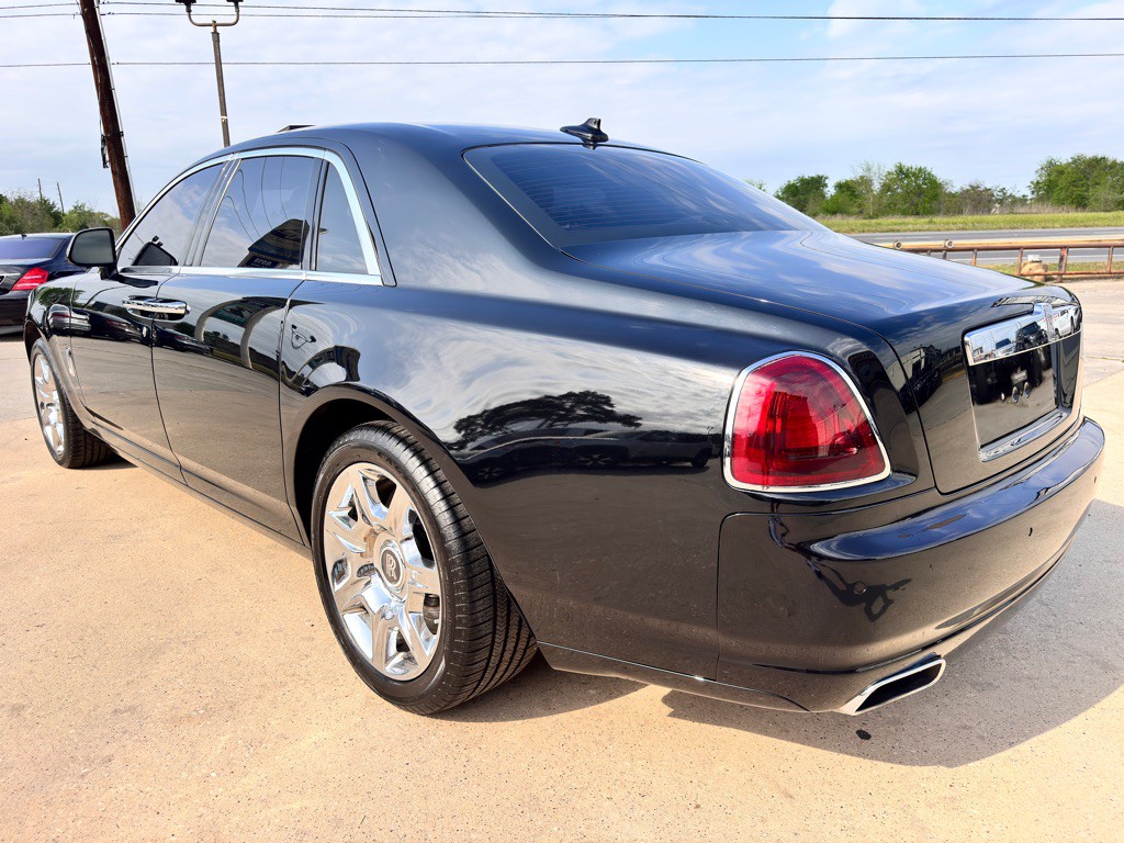 2014 Rolls-Royce Ghost Image 9