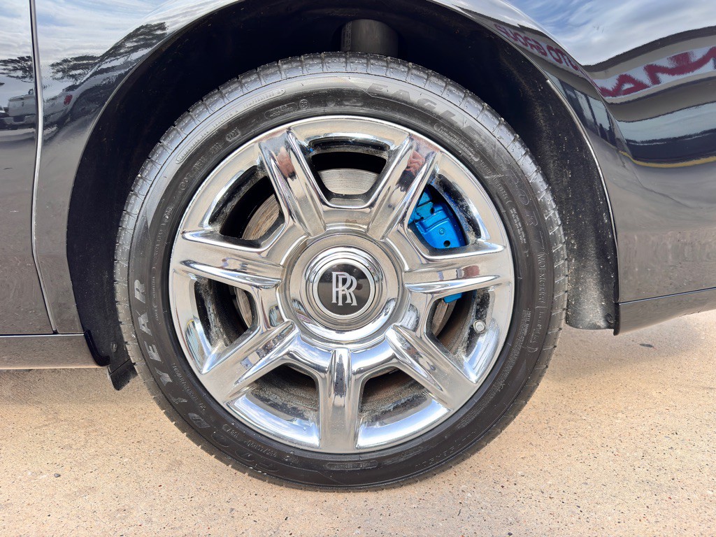 2014 Rolls-Royce Ghost Image 16