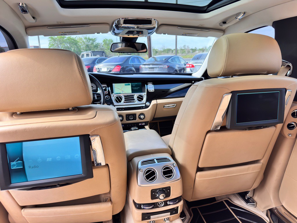 2014 Rolls-Royce Ghost Image 27