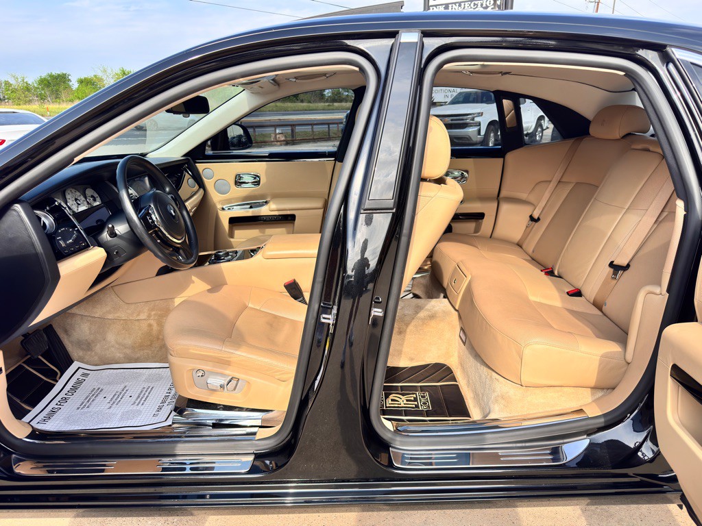 2014 Rolls-Royce Ghost Image 31